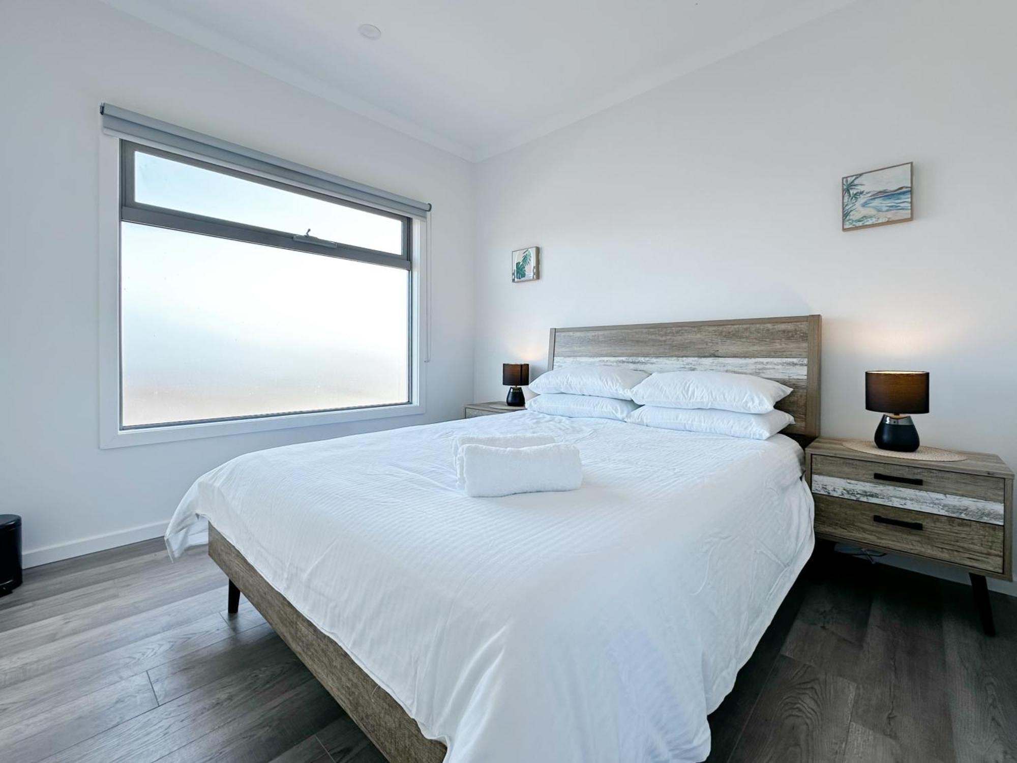 Villa Quiet Cozy Townhouse 6 Mins To Airport And Shoping Mail Melbourne Esterno foto