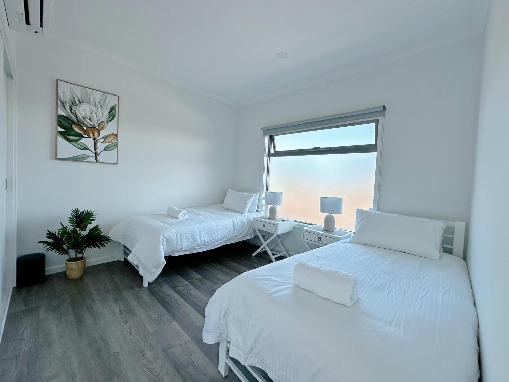 Villa Quiet Cozy Townhouse 6 Mins To Airport And Shoping Mail Melbourne Esterno foto