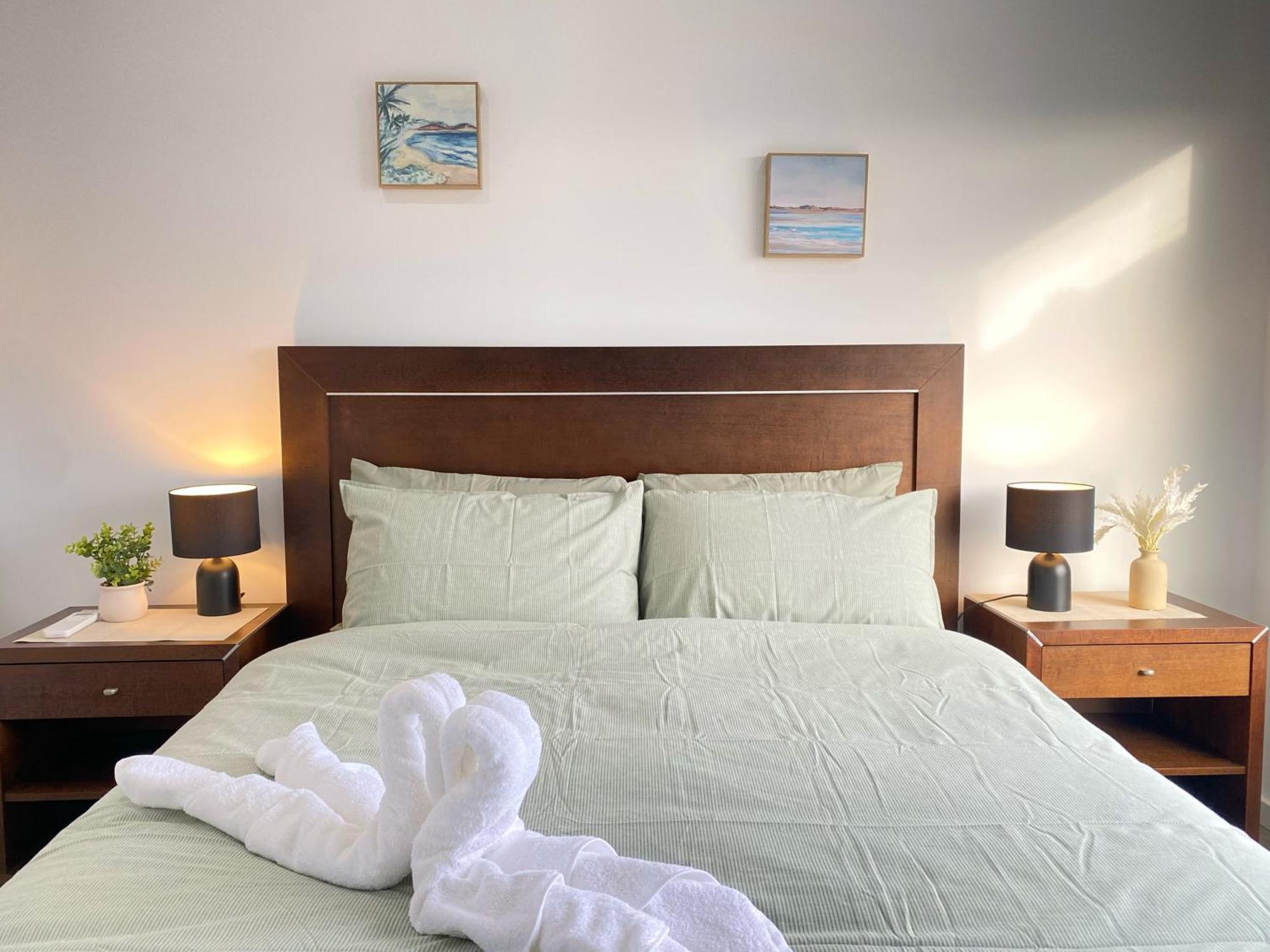 Villa Quiet Cozy Townhouse 6 Mins To Airport And Shoping Mail Melbourne Esterno foto