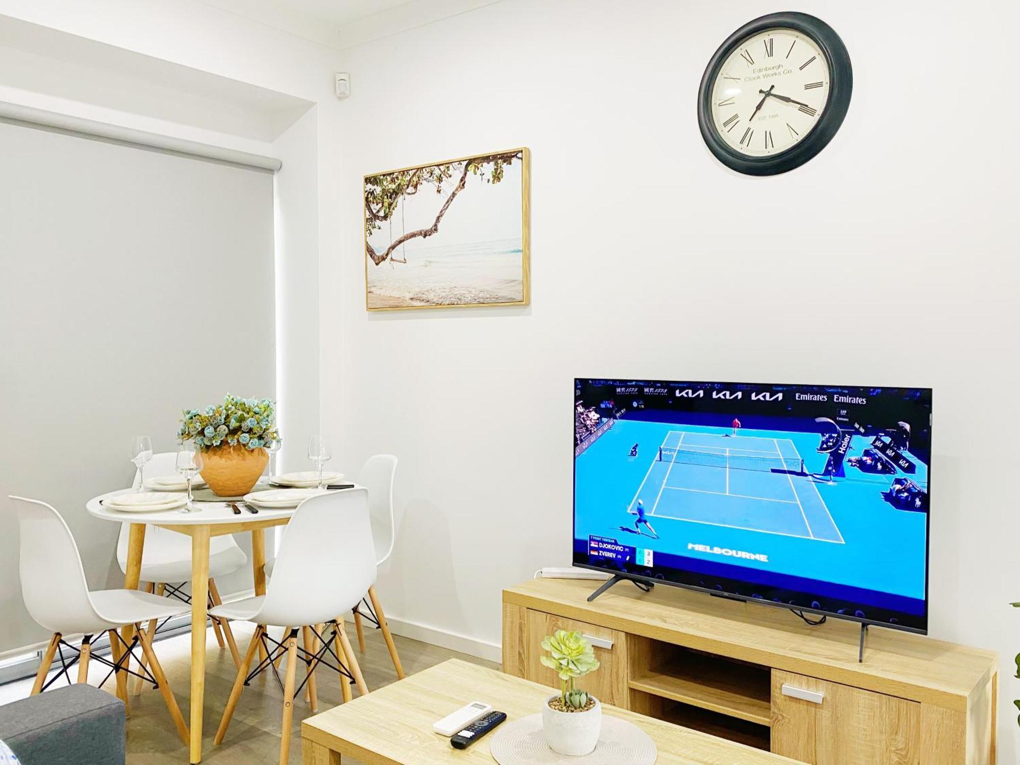 Villa Quiet Cozy Townhouse 6 Mins To Airport And Shoping Mail Melbourne Esterno foto